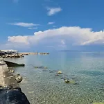 Seaside In Xilokastro - Selene By Kottas * Xylokastro