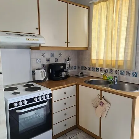 Seaside In Xilokastro - Selene By Kottas Xylokastro